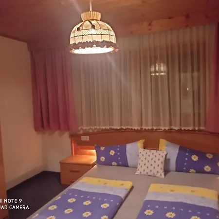 Haus Sonnenschein Apartment Holzgau