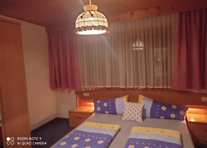 Haus Sonnenschein Διαμέρισμα Holzgau